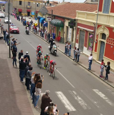 Il giro d'Italia a Mileto