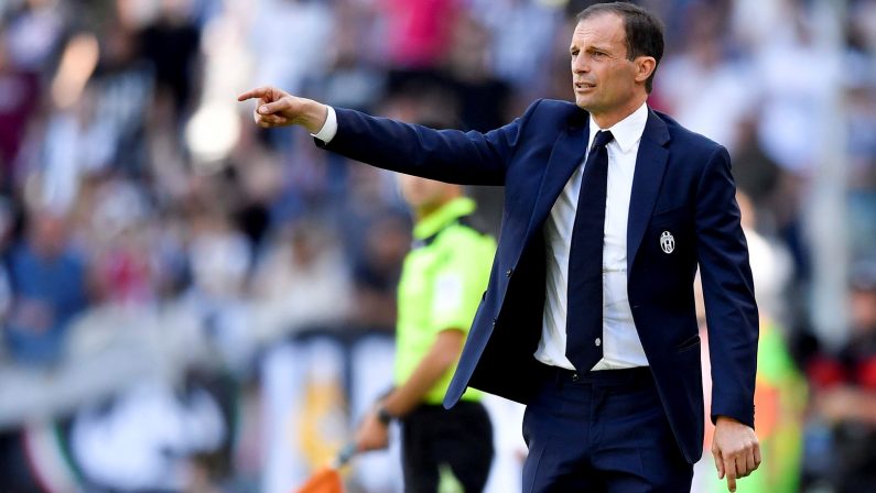 Il tecnico della Juve Allegri: dicono che il Napoli gioca meglio? Basta vincere