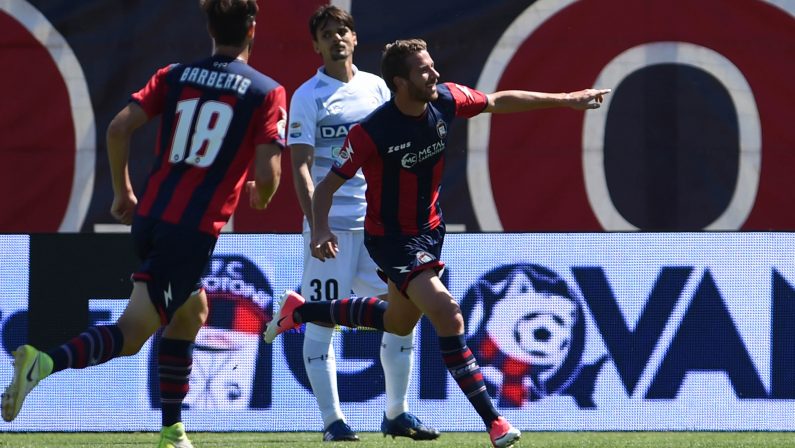 Un gol di Rohden decide Crotone-Udinese: per i rossoblù pitagorici la salvezza è ancora possibile