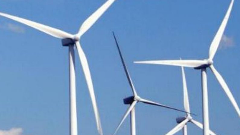 Il Cdm dà il via a 11 nuovi impianti eolici in Puglia e Basilicata