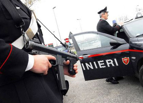 Estorsioni, operazione antiracket nel napoletano: quattro arresti