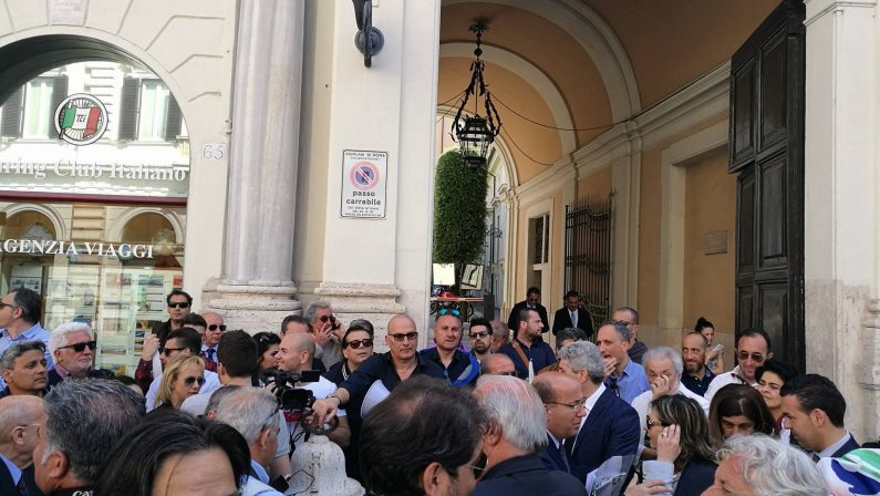 FOTO - No alla chiusura del tribunale di Rossano, protesta a Roma