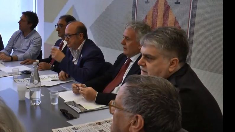 VIDEO - Elezioni Catanzaro 2017, confronto QuotidianoIl direttore Valenti: «Importante il ruolo del sindaco»