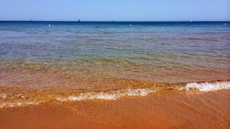 La spiaggia di Le Cannella a Isola Capo RizzutoLe meraviglie della Calabria, una regione da scoprire