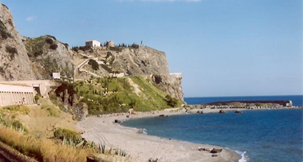 La spiaggia della Rocca del Capo a Bova MarinaLe meraviglie della Calabria, una regione da scoprire