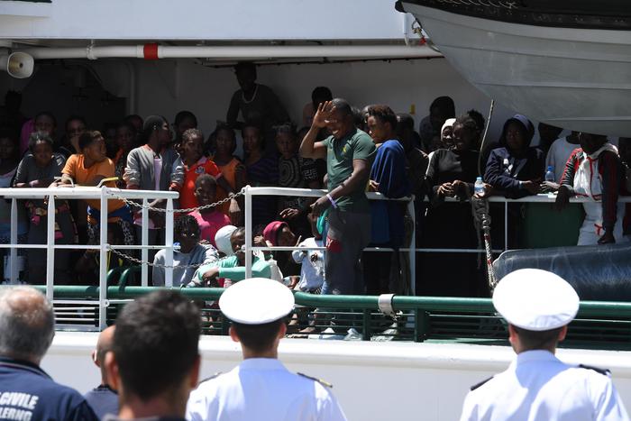 Migranti, ecco il piano per l'accoglienza dei lavoratori stagionali