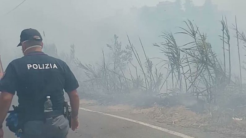 La Calabria brucia ancora, molti i roghi attiviLe province più colpite sono Cosenza e Reggio