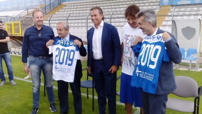 Per il Matera calcio una maglia che celebra il 2019