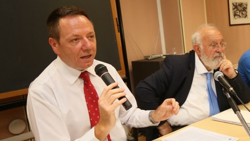 Unical, più soldi per le borse di studio nel 2016/17 In due anni le assegnazioni passano dal 39 al 67%
