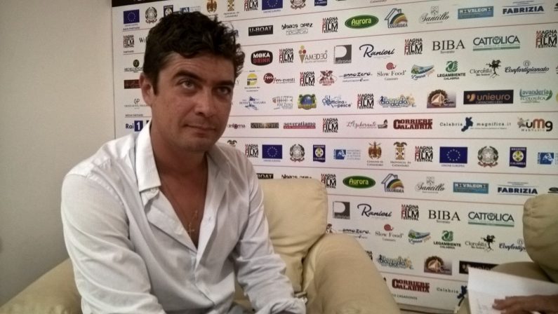 Scamarcio special guest al Magna Graecia Film FestivalIl Riccardo che non ti aspetti nell'intervista al Quotidiano