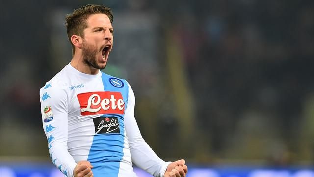 Il Napoli strapazza il Benevento nel derby 6-0: tripletta di Mertens