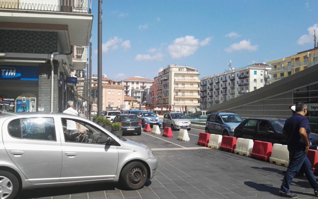 VIDEO – Isola pedonale di via Misasi, nuovi percorsi in centro città a Cosenza