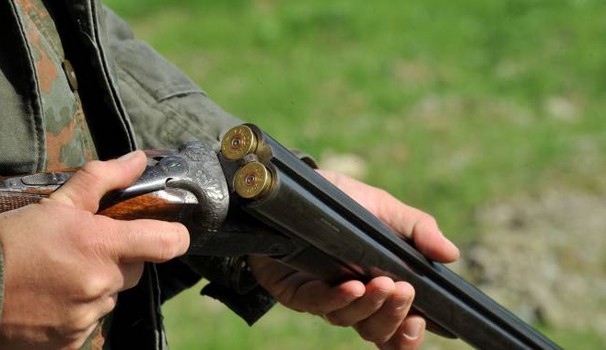 Andavano a caccia con fucili dalla matricola abrasa: tre arresti in provincia di Reggio Calabria