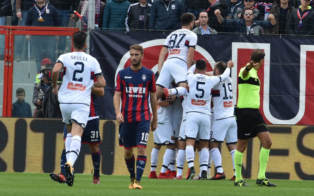 FOTO – Serie A, Crotone battuto in casa dal Genoa  La rete di Rigoni premia la cura Ballardini