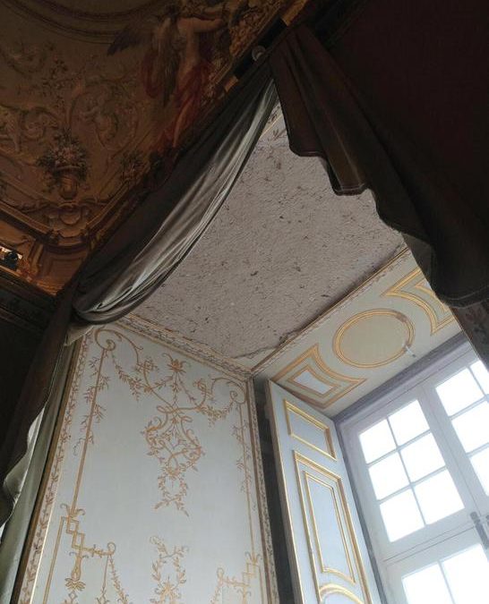 Reggia di Caserta: i Carabinieri sequestrano sei stanze storiche
