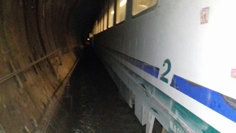 Treno deragliato nel Cosentino, ci sono due indagatiProcura contesta il degrado dei binari e della galleria