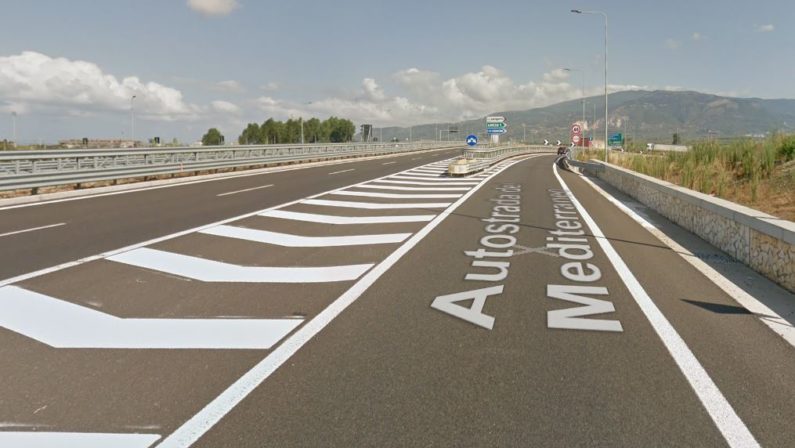 Lavori di pavimentazione sull'A2 ex A3 Salerno-Reggio CalabriaRestringimenti di carreggiata in più tratti anche fino a maggio