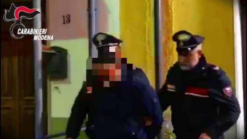 'Ndrangheta, sequestrati i beni dei fratelli SarconeSigilli a 8 milioni di euro della famiglia del Crotonese