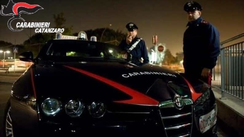 Spaccio di stupefacenti ed estorsione, quattro arresti dei carabinieri a Catanzaro