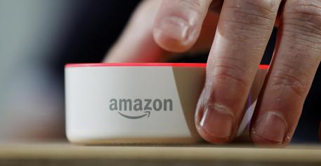 Uno dei braccialetti di Amazon che tanto hanno fatto discutere