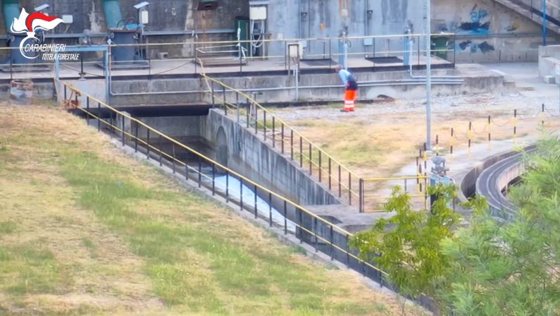 VIDEO – Operazione “Cloaca Maxima”, sequestrato un depuratore a Rende e sei misure cautelari