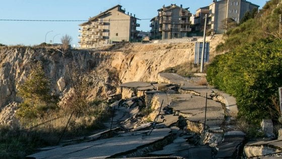 La frana di Stigliano (foto Repubblica Bari)