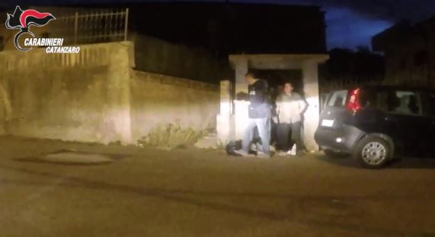 Nuova operazione antidroga a Catanzaro, 15 arresti  Contestata anche la detenzione di armi e munizioni