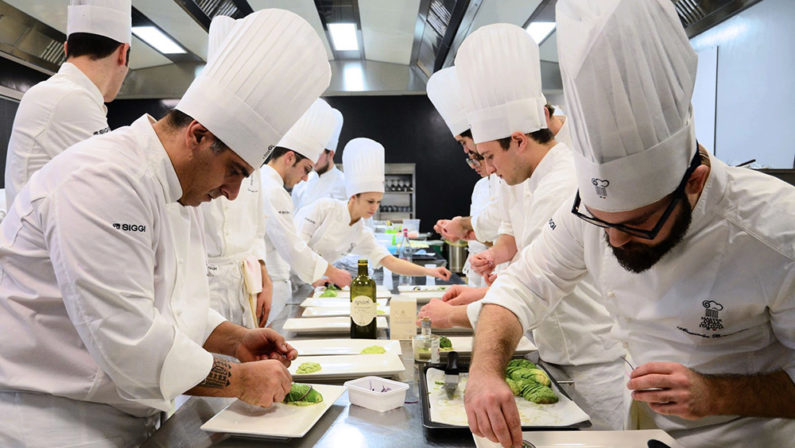 I migliori cuochi italiani protagonisti in Calabria  A Catanzaro l’iniziativa “Le Stelle della Ristorazione”