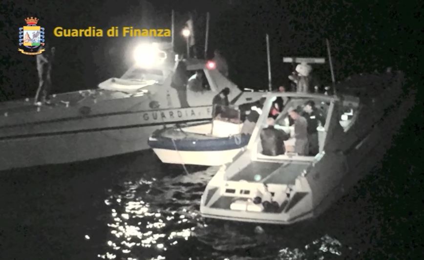 VIDEO – Droga dall’Albania alla Calabria  L’operazione e gli inseguimenti in mare