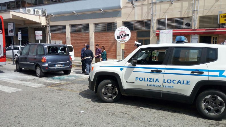 Aggressione a Lamezia, 20 denunce ed un fermoSono tifosi del Catania: docenti scambiati per ultras