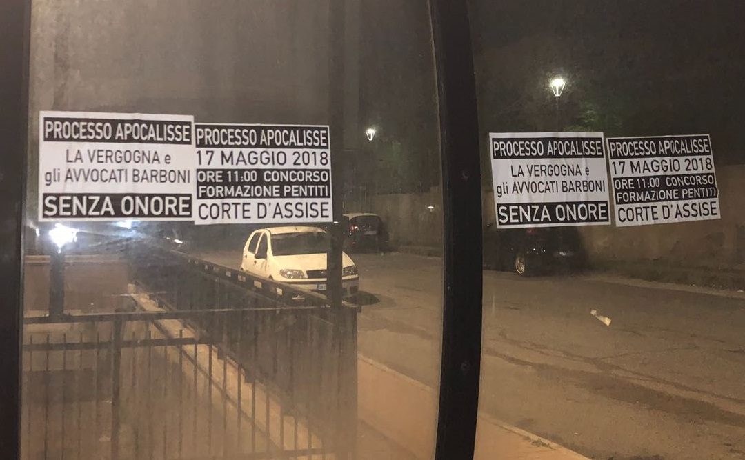 I manifesti affissi a Cosenza