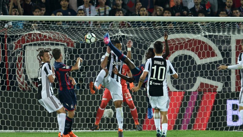 Serie A, impresa Crotone: pari con la Juve e campionato riaperto, spettacolare rovesciata di Simy regala un punto d'oro ai calabresi