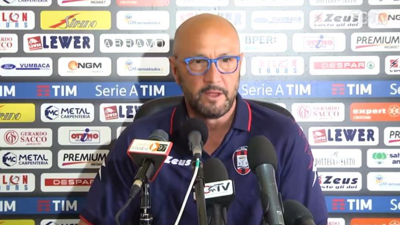 VIDEO - Verso Crotone-Juventus, la conferenza di Zenga«Il Crotone non cambierà il suo modo di giocare»