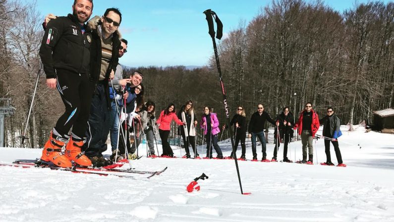 Turismo, un’inedita pasquetta sulla neve mentre Maratea si riprende dalla mareggiata