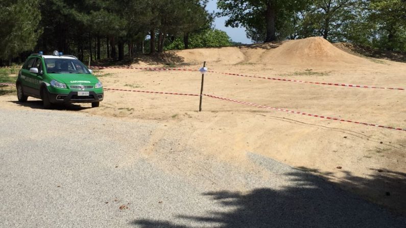 Sequestrata una pista per motocross nel CosentinoEra stata realizzata in un'area protetta da tutela