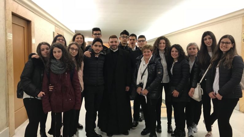 La diocesi di Oppido Mamertina avvia fase riflessioneIniziativa a Varapodio per la “Settimana Vocazionale” 