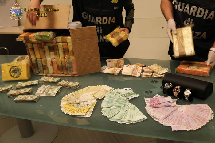 Napoli, Gdf sequestra coca per 7 mln: un arresto