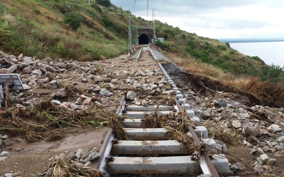 Danni alla ferrovia in Calabria dopo un'ondata di maltempo