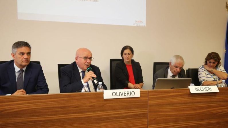 Presentato il XV rapporto sul turismo in Calabria, numeri positivima per Oliverio «serve un patto tra Regione, comune e operatori»