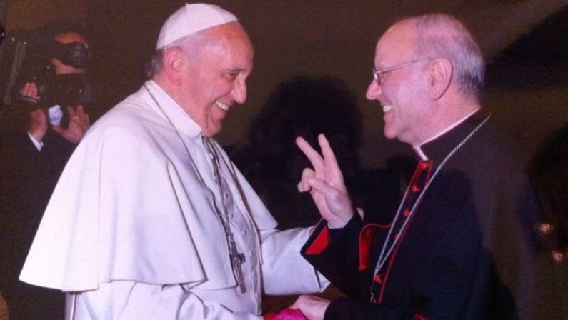 Il patrimonio del Vaticano in mano a Mons. GalantinoLa scalata da Cassano allo Jonio ai vertici della Chiesa