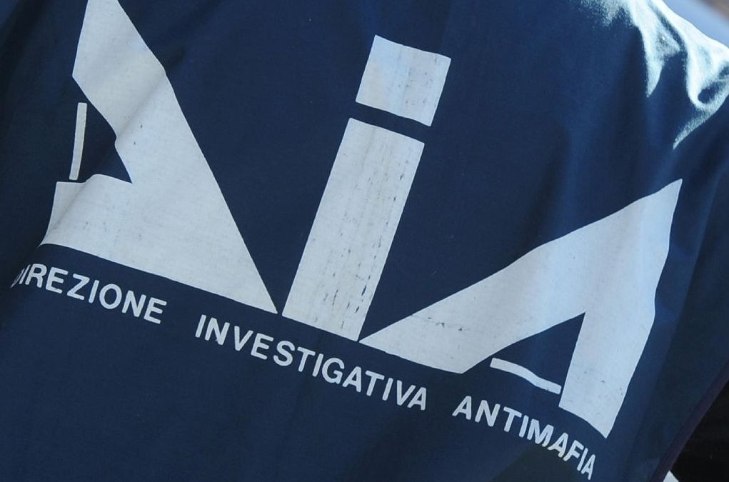 ‘Ndrangheta in Lombardia, confisca da 5 milioni a un Crotonese  La Dia prende possesso di 66 immobili, auto e conti correnti
