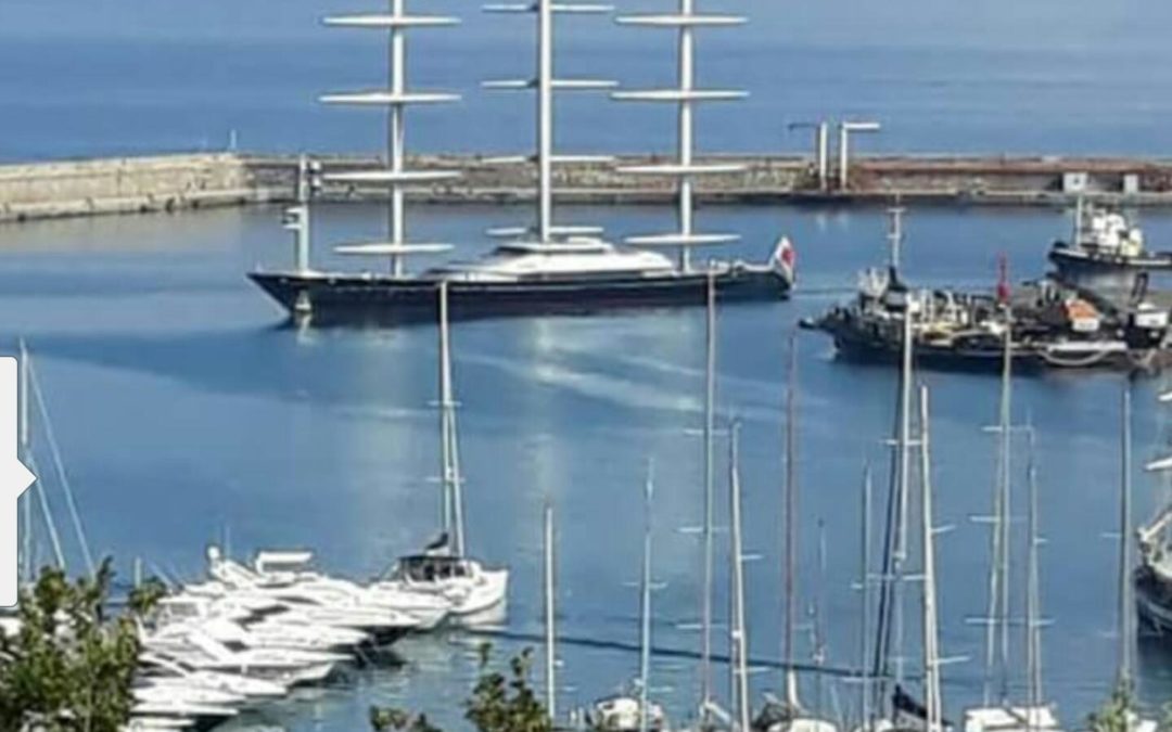 Il Falcone Maltese al porto di Vibo Marina