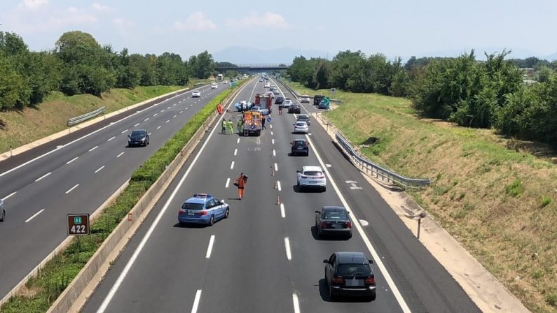 Gravissimo incidente stradale in provincia di FrosinoneTre morti tutti calabresi, padre, madre e bimbo di 6 mesi