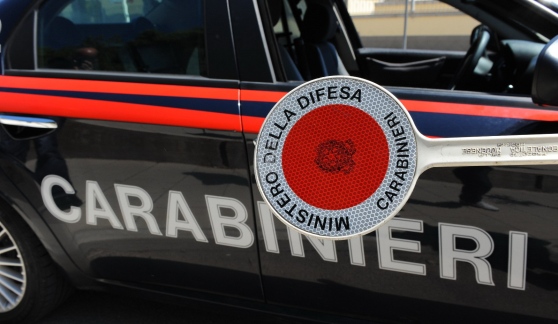 Danneggiamento trattore Pulispiaggia di MelissaArrestate due persone nel crotonese dai carabinieri