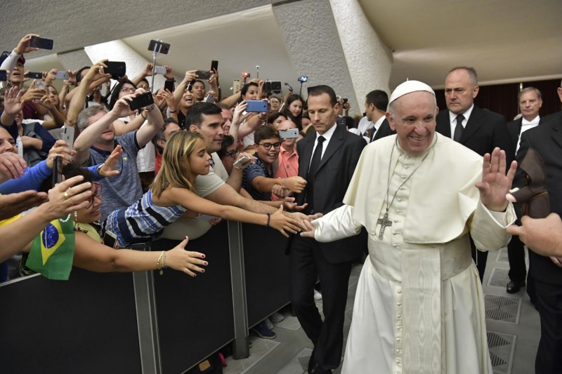 VIDEO – Papa Francesco: «Sono vicino ai familiari delle vittime della tragedia del Raganello»