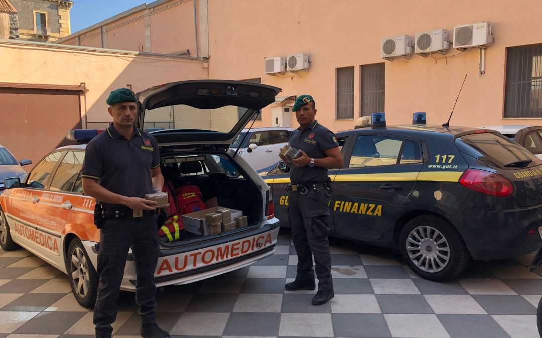 L'auto medica carica di droga