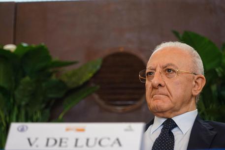 Def: De Luca, daspo ai commercialisti cosa intollerabile