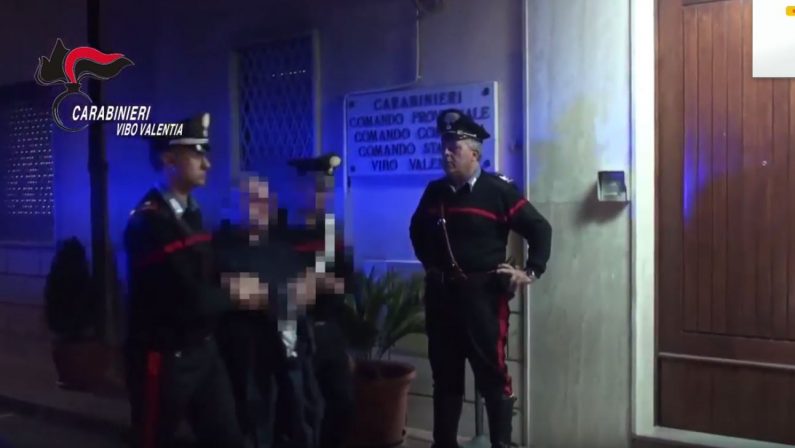 VIDEO - Sequestrata e pestata selvaggiamenteLe immagini del blitz dei carabinieri di Vibo