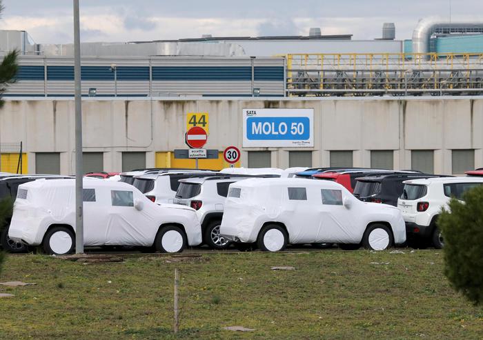 La Jeep Renegade Plug-in Hybrid Electric Vehicle (PHEV)