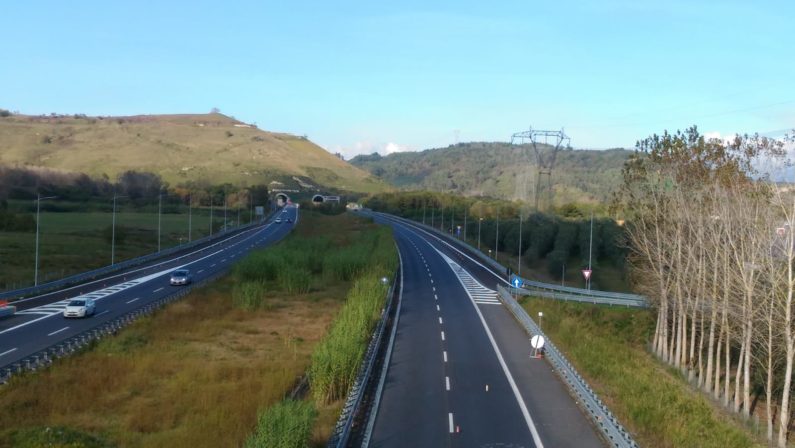 Entra in funzione il nuovo svincolo autostradale di VazzanoCollegherà, con la Trasversale delle Serre, l'entroterra calabrese